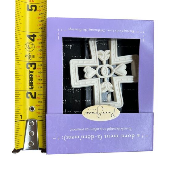 Pure Grace Covenant Cross Adornment Ivory NIB - Picture 6 of 9